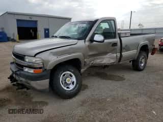 2002 Chevrolet Silverado 2500HD LS z VIN 1GCHK24UX2E122182, wystawiony jako Copart lot #86616065 z przebiegiem 78 514 mil mil oraz Szkoda całkowita • Salvage title. Historia ofert i sprzedaży dostępna na DreamBid. Obrazek 1.