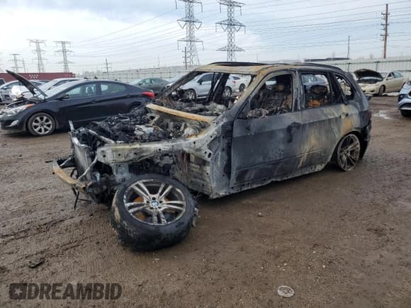 ✅ 2012 BMW X5 M • VIN: 5YMGY0C58CLK27641 • Лот: 46862865. Опубликован ранее на Copart с пробегом Не указан. Бесплатный доступ к архиву аукционных продаж из США и подробный отчёт об истории автомобиля на DreamBid. Изображение 1.