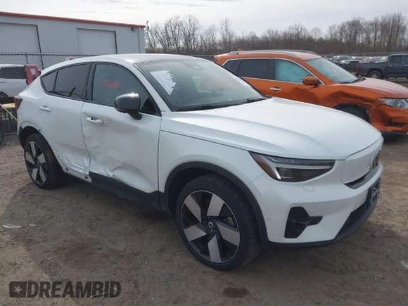 ✅ 2023 Volvo C40 Ultimate • VIN: YV4ED3GM1P2056366 • Lot: 41748881. Listed on IAAI with 18,462 mi. Free auction sales archive from the USA and detailed vehicle history report at DreamBid. Image 1.