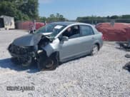 ✅ 2010 Nissan Versa S • VIN: 3N1BC1AP8AL393352 • Лот: 43222504. Опубликован ранее на IAAI с пробегом 157 069 миль. Бесплатный доступ к архиву аукционных продаж из США и подробный отчёт об истории автомобиля на DreamBid. Изображение 2.