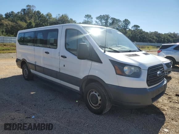 ✅ 2017 Ford Transit XL • VIN: 1FBZX2ZM4HKA86101 • Lot: 89879925. Wystawiony na Copart z przebiegiem 147 133 mil. Bezpłatny archiwum sprzedaży aukcyjnych z USA i szczegółowy raport historii pojazdu na DreamBid. Zdjęcie 4.