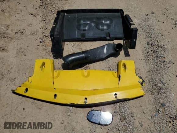 2013 Chevrolet Corvette 427 1SB with VIN 1G1YY3DE9D5701303, listed as a Copart auction lot 56725165 with 82,428 mi miles and Salvage title. Bid and sale history available at DreamBid. Image 12.