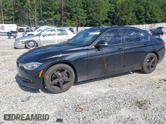 ✅ 2016 BMW 3 Series 328i xDrive • VIN: WBA8E3G51GNU01784 • Лот: 62843915. Опубликован ранее на Copart с пробегом 138 768 миль. Бесплатный доступ к архиву аукционных продаж из США и подробный отчёт об истории автомобиля на DreamBid. Изображение 1.