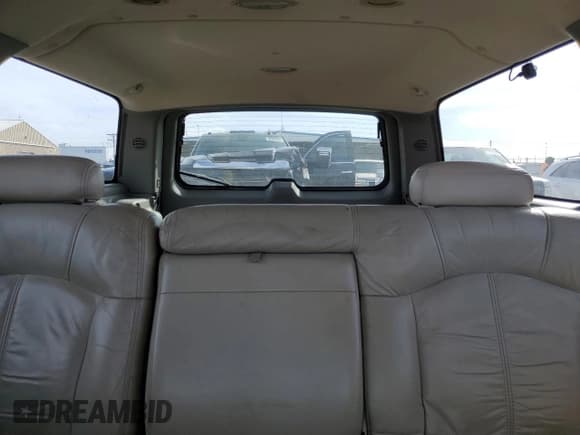 ✅ 2001 Chevrolet Suburban LT • VIN: 1GNFK16T91J269516 • Лот: 48638565. Опубликован ранее на Copart с пробегом 125 300 миль. Бесплатный доступ к архиву аукционных продаж из США и подробный отчёт об истории автомобиля на DreamBid. Изображение 10.