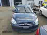 2011 Hyundai Accent GS z VIN KMHCM3AC7BU195100, wystawiony jako Copart lot #59660864 z przebiegiem 158 959 mil mil oraz Szkoda całkowita • Salvage title. Historia ofert i sprzedaży dostępna na DreamBid. Obrazek 5.