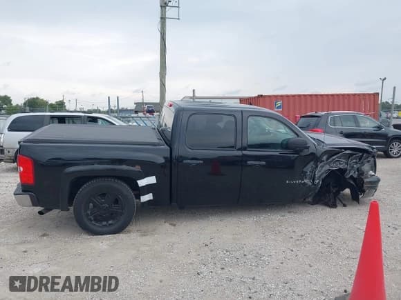 ✅ 2012 Chevrolet Silverado 1500 LT • VIN: 1GCPKSE74CF191210 • Lot: 43139376. Listed on IAAI with 148,209 mi. Free auction sales archive from the USA and detailed vehicle history report at DreamBid. Image 13.