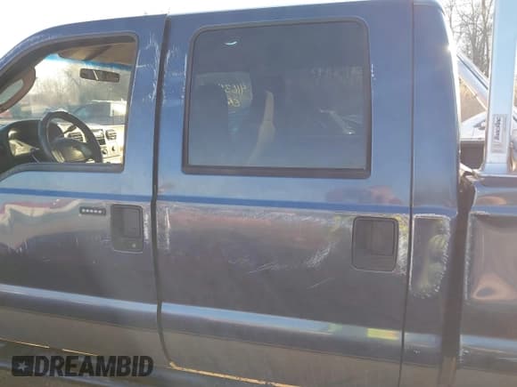 ✅ 2005 Ford F-250 XL • VIN: 1FTSW21595EB59154 • Lot: 41634938. Listed on IAAI with 232,970 mi. Free auction sales archive from the USA and detailed vehicle history report at DreamBid. Image 19.