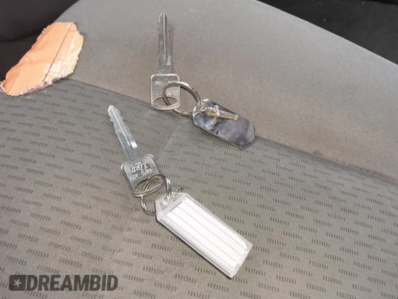 ✅ 2009 Ford Econoline Passenger XL • VIN: 1FBNE31L99DA46857 • Лот: 40991149. Опубликован ранее на IAAI с пробегом 184 924 миль. Бесплатный доступ к архиву аукционных продаж из США и подробный отчёт об истории автомобиля на DreamBid. Изображение 11.