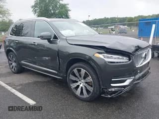 ✅ 2021 Volvo XC90 Inscription • VIN: YV4A221L6M1712318 • Lot: 42477432. Listed on IAAI with 33,771 mi. Free auction sales archive from the USA and detailed vehicle history report at DreamBid. Image 1.