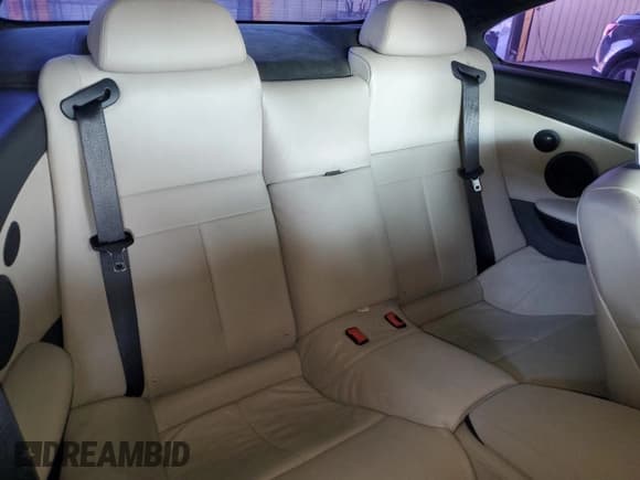 ✅ 2006 BMW M6 • VIN: WBSEH934X6B798059 • Lot: 71280114. Wystawiony na Copart z przebiegiem 94 675 mil. Bezpłatny archiwum sprzedaży aukcyjnych z USA i szczegółowy raport historii pojazdu na DreamBid. Zdjęcie 10.