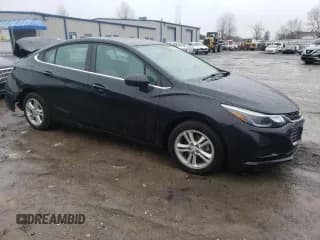 ✅ 2018 Chevrolet Cruze LT • VIN: 1G1BE5SM1J7138185 • Lot: 73314902. Wystawiony na Copart z przebiegiem 59 091 mil. Bezpłatny archiwum sprzedaży aukcyjnych z USA i szczegółowy raport historii pojazdu na DreamBid. Zdjęcie 4.