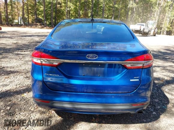 ✅ 2017 Ford Fusion SE • VIN: 3FA6P0HD3HR161859 • Lot: 43513933. Listed on IAAI with 109,591 mi. Free auction sales archive from the USA and detailed vehicle history report at DreamBid. Image 16.