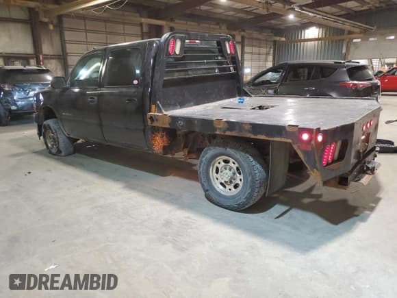 ✅ 2001 Chevrolet Silverado 2500HD • VIN: 1GCHK23181F128482 • Lot: 74553274. Wystawiony na Copart z przebiegiem Nie podano. Bezpłatny archiwum sprzedaży aukcyjnych z USA i szczegółowy raport historii pojazdu na DreamBid. Zdjęcie 2.