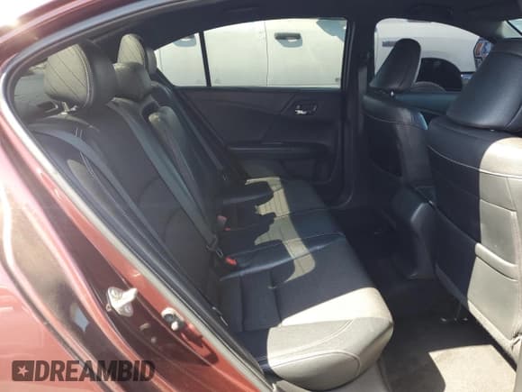 ✅ 2016 Honda Accord Sport • VIN: 1HGCR2F69GA117298 • Lot: 71277005. Listed on Copart with 153,335 mi. Free auction sales archive from the USA and detailed vehicle history report at DreamBid. Image 10.