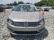 ✅ 2013 Volkswagen Passat S • VIN: 1VWAH7A34DC144702 • Лот: 55586315. Опубликован ранее на Copart с пробегом 112 119 миль. Бесплатный доступ к архиву аукционных продаж из США и подробный отчёт об истории автомобиля на DreamBid. Изображение 5.