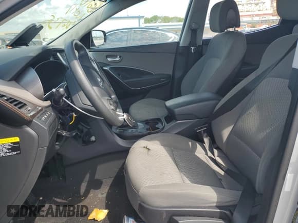 ✅ 2018 Hyundai Santa Fe 2.4L • VIN: 5XYZT3LB9JG545770 • Лот: 57638114. Опубликован ранее на Copart с пробегом Не указан. Бесплатный доступ к архиву аукционных продаж из США и подробный отчёт об истории автомобиля на DreamBid. Изображение 7.