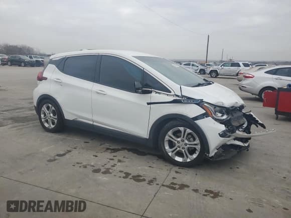 ✅ 2017 Chevrolet Bolt EV LT • VIN: 1G1FW6S06H4138020 • Lot: 43920955. Wystawiony na Copart z przebiegiem 74 944 mil. Bezpłatny archiwum sprzedaży aukcyjnych z USA i szczegółowy raport historii pojazdu na DreamBid. Zdjęcie 4.