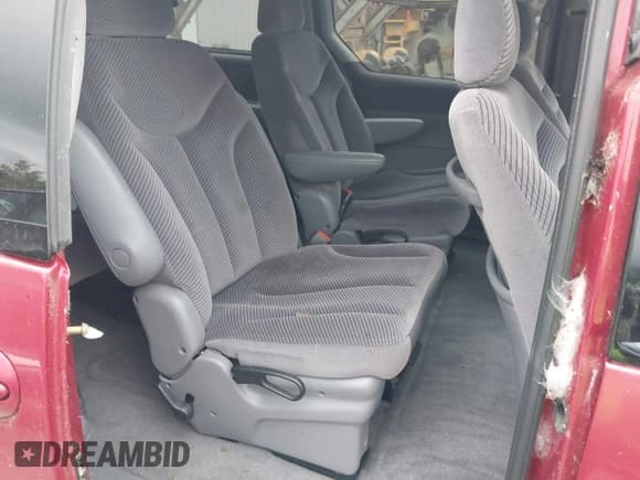 ✅ 1996 Dodge Caravan • VIN: 1B4GP55L8TB394184 • Lot: 43125190. Wystawiony na IAAI z przebiegiem 99 821 mil. Bezpłatny archiwum sprzedaży aukcyjnych z USA i szczegółowy raport historii pojazdu na DreamBid. Zdjęcie 8.