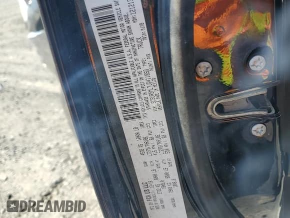 ✅ 2018 Ram 2500 Big Horn • VIN: 3C6UR5ML7JG411893 • Lot: 68948564. Wystawiony na Copart z przebiegiem 84 307 mil. Bezpłatny archiwum sprzedaży aukcyjnych z USA i szczegółowy raport historii pojazdu na DreamBid. Zdjęcie 13.