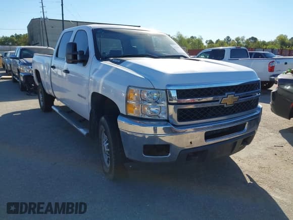 ✅ 2011 Chevrolet Silverado 2500HD Work Truck • VIN: 1GC1KVCG0BF188538 • Lot: 43554827. Wystawiony na IAAI z przebiegiem 205 000 mil. Bezpłatny archiwum sprzedaży aukcyjnych z USA i szczegółowy raport historii pojazdu na DreamBid. Zdjęcie 1.