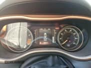 ✅ 2014 Jeep Cherokee Latitude • VIN: 1C4PJLCS2EW322525 • Lot: 82632995. Wystawiony na Copart z przebiegiem 78 900 mil. Bezpłatny archiwum sprzedaży aukcyjnych z USA i szczegółowy raport historii pojazdu na DreamBid. Zdjęcie 9.