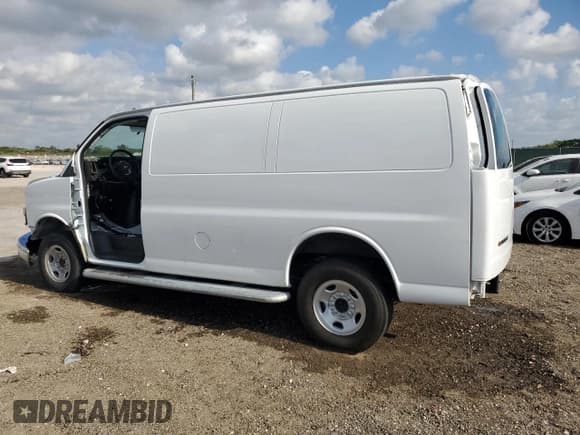 ✅ 2024 Chevrolet Express Cargo • VIN: 1GCWGAFP4R1183474 • Lot: 54072775. Listed on Copart with Not provided. Free auction sales archive from the USA and detailed vehicle history report at DreamBid. Image 2.