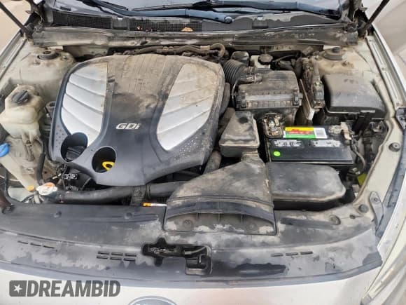 ✅ 2014 Kia Cadenza Premium • VIN: KNALN4D73E5135025 • Lot: 93888385. Listed on Copart with 203,866 mi. Free auction sales archive from the USA and detailed vehicle history report at DreamBid. Image 11.