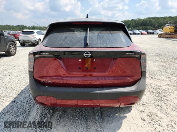 ✅ 2025 Nissan Kicks SV • VIN: 3N8AP6CA9SL418235 • Lot: 81295535. Listed on Copart with 5,696 mi. Free auction sales archive from the USA and detailed vehicle history report at DreamBid. Image 6.