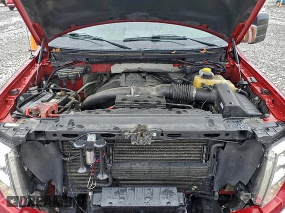 ✅ 2014 Ford F-150 Platinum • VIN: 1FTFW1ET4EFC89079 • Lot: 93842105. Wystawiony na Copart z przebiegiem 214 555 mil. Bezpłatny archiwum sprzedaży aukcyjnych z USA i szczegółowy raport historii pojazdu na DreamBid. Zdjęcie 11.