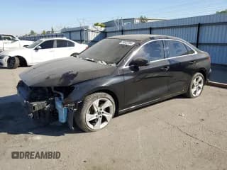 ✅ 2023 Audi A3 Premium Plus • VIN: WAUBUDGY2PA040890 • Lot: 76622704. Wystawiony na Copart z przebiegiem 28 806 mil. Bezpłatny archiwum sprzedaży aukcyjnych z USA i szczegółowy raport historii pojazdu na DreamBid. Zdjęcie 1.