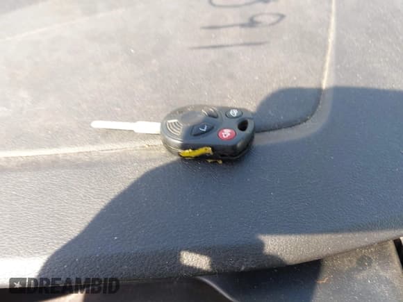 ✅ 2017 Ford Transit • VIN: 1FTYE1ZM6HKA83224 • Лот: 42045091. Опубликован ранее на IAAI с пробегом 94 943 миль. Бесплатный доступ к архиву аукционных продаж из США и подробный отчёт об истории автомобиля на DreamBid. Изображение 11.