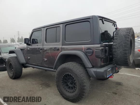 ✅ 2020 Jeep Wrangler Unlimited Rubicon • VIN: 1C4HJXFG7LW329714 • Lot: 84973795. Wystawiony na Copart z przebiegiem 71 483 mil. Bezpłatny archiwum sprzedaży aukcyjnych z USA i szczegółowy raport historii pojazdu na DreamBid. Zdjęcie 2.