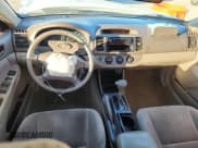 ✅ 2003 Toyota Camry LE • VIN: 4T1BF32K03U057864 • Lot: 89484355. Wystawiony na Copart z przebiegiem 205 753 mil. Bezpłatny archiwum sprzedaży aukcyjnych z USA i szczegółowy raport historii pojazdu na DreamBid. Zdjęcie 8.