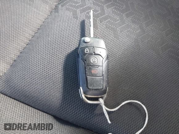 ✅ 2019 Ford F-150 XL • VIN: 1FTEW1E52KFC78932 • Lot: 43359109. Listed on IAAI with 90,421 mi. Free auction sales archive from the USA and detailed vehicle history report at DreamBid. Image 11.