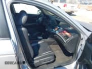 ✅ 2009 Honda Accord EX-L • VIN: 1HGCP36869A004294 • Lot: 43268252. Wystawiony na IAAI z przebiegiem 300 517 mil. Bezpłatny archiwum sprzedaży aukcyjnych z USA i szczegółowy raport historii pojazdu na DreamBid. Zdjęcie 5.