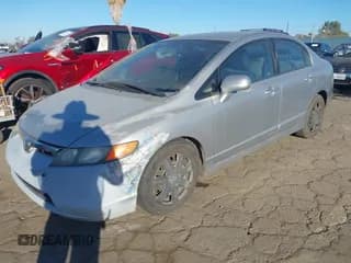 ✅ 2008 Honda Civic LX • VIN: 2HGFA16508H324316 • Lot: 43531287. Wystawiony na IAAI z przebiegiem 169 849 mil. Bezpłatny archiwum sprzedaży aukcyjnych z USA i szczegółowy raport historii pojazdu na DreamBid. Zdjęcie 2.