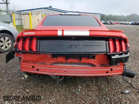 ✅ 2019 Ford Mustang GT • VIN: 1FA6P8CF4K5164223 • Lot: 70774434. Listed on Copart with 27,597 mi. Free auction sales archive from the USA and detailed vehicle history report at DreamBid. Image 6.