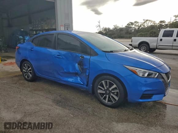 ✅ 2022 Nissan Versa SV • VIN: 3N1CN8EV6NL840069 • Lot: 95945325. Wystawiony na Copart z przebiegiem 31 011 mil. Bezpłatny archiwum sprzedaży aukcyjnych z USA i szczegółowy raport historii pojazdu na DreamBid. Zdjęcie 4.