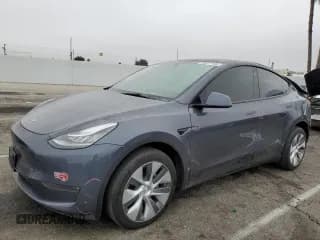 ✅ 2023 Tesla Model Y Long Range • VIN: 7SAYGDEE5PA130846 • Lot: 85317155. Wystawiony na Copart z przebiegiem 25 523 mil. Bezpłatny archiwum sprzedaży aukcyjnych z USA i szczegółowy raport historii pojazdu na DreamBid. Zdjęcie 1.