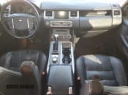 ✅ 2011 Land Rover Range Rover Sport SC • VIN: SALSH2E42BA259877 • Лот: 89683165. Опубликован ранее на Copart с пробегом 156 544 миль. Бесплатный доступ к архиву аукционных продаж из США и подробный отчёт об истории автомобиля на DreamBid. Изображение 8.