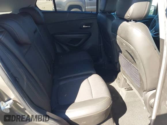 2021 Chevrolet Trax LT with VIN KL7CJLSBXMB310917, listed as a IAAI auction lot 43442049 with Not provided miles and . Bid and sale history available at DreamBid. Image 8.