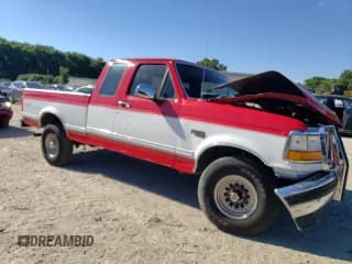 ✅ 1995 Ford F-150 • VIN: 1FTEX14H1SKC10475 • Lot: 60998044. Wystawiony na Copart z przebiegiem 133 907 mil. Bezpłatny archiwum sprzedaży aukcyjnych z USA i szczegółowy raport historii pojazdu na DreamBid. Zdjęcie 4.