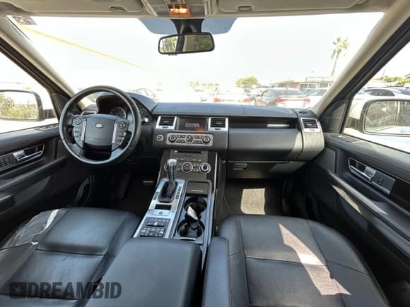 ✅ 2013 Land Rover Range Rover Sport HSE • VIN: SALSF2D44DA798902 • Lot: 85946835. Listed on Copart with 141,104 mi. Free auction sales archive from the USA and detailed vehicle history report at DreamBid. Image 9.