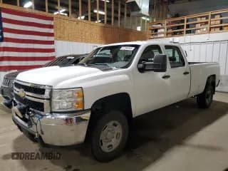 ✅ 2013 Chevrolet Silverado 2500HD Work Truck • VIN: 1GC1KVC86DF232604 • Lot: 87290365. Wystawiony na Copart z przebiegiem 89 758 mil. Bezpłatny archiwum sprzedaży aukcyjnych z USA i szczegółowy raport historii pojazdu na DreamBid. Zdjęcie 1.