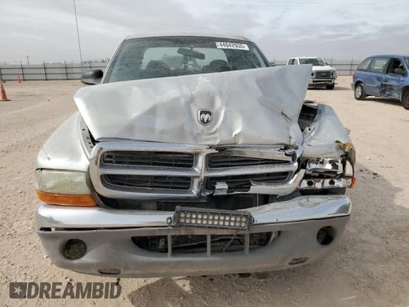 ✅ 2002 Dodge Dakota SLT • VIN: 1B7HL48N42S550715 • Lot: 44842935. Wystawiony na Copart z przebiegiem 173 290 mil. Bezpłatny archiwum sprzedaży aukcyjnych z USA i szczegółowy raport historii pojazdu na DreamBid. Zdjęcie 5.