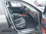 ✅ 2010 Lexus LS 460 • VIN: JTHCL5EF2A5007842 • Лот: 41762378. Опубликован ранее на IAAI с пробегом 102 284 миль. Бесплатный доступ к архиву аукционных продаж из США и подробный отчёт об истории автомобиля на DreamBid. Изображение 5.