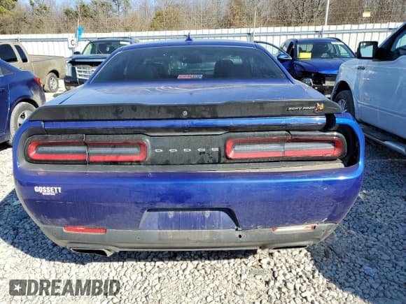 ✅ 2020 Dodge Challenger R/T Scat Pack • VIN: 2C3CDZFJ4LH221627 • Lot: 43600074. Wystawiony na Copart z przebiegiem 38 390 mil. Bezpłatny archiwum sprzedaży aukcyjnych z USA i szczegółowy raport historii pojazdu na DreamBid. Zdjęcie 6.