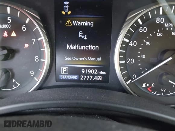 ✅ 2019 Infiniti Q50 Luxe • VIN: JN1EV7AP8KM519419 • Lot: 41278134. Listed on IAAI with 91,902 mi. Free auction sales archive from the USA and detailed vehicle history report at DreamBid. Image 15.