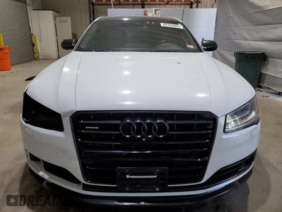 ✅ 2015 Audi A8 3.0T • VIN: WAU3GAFDXFN018250 • Lot: 69765065. Wystawiony na Copart z przebiegiem 151 075 mil. Bezpłatny archiwum sprzedaży aukcyjnych z USA i szczegółowy raport historii pojazdu na DreamBid. Zdjęcie 5.