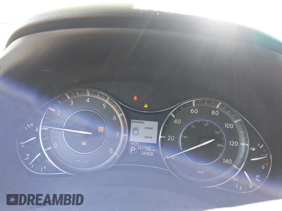 ✅ 2014 Infiniti QX80 • VIN: JN8AZ2NE9E9064040 • Lot: 43014644. Listed on IAAI with 141,766 mi. Free auction sales archive from the USA and detailed vehicle history report at DreamBid. Image 16.